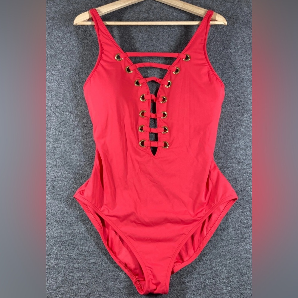 GORGEOUS one piece swimsuit, like new condition!